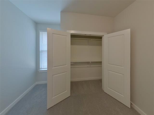 Building Photo - 2537 Finch Holw Dr