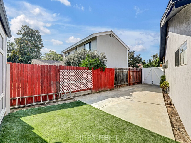 Building Photo - 13132 Laburnum Dr