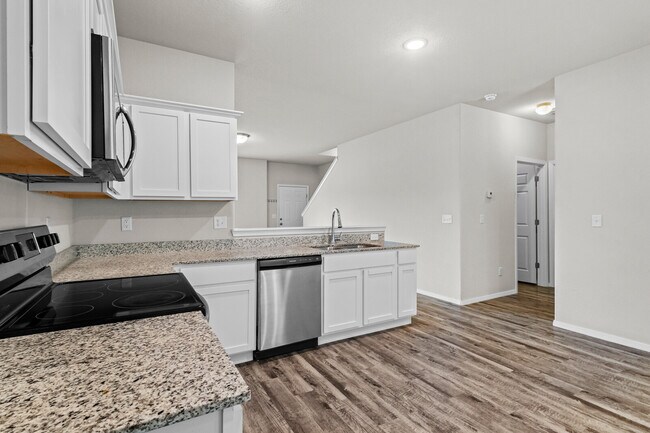 Building Photo - 2287 S Ouachita Dr
