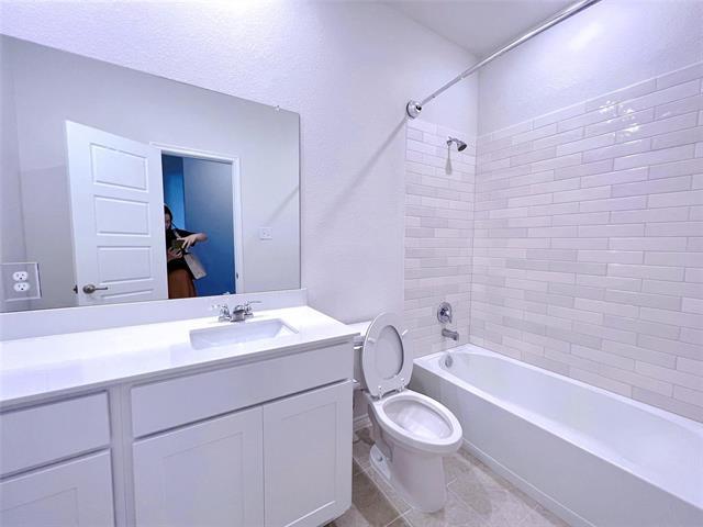 Building Photo - 3320 Azure Ln