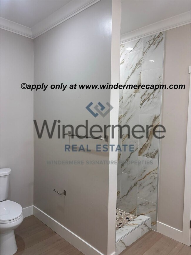 Building Photo - Brand New 3-Bedroom Home with gorgeous Mod...