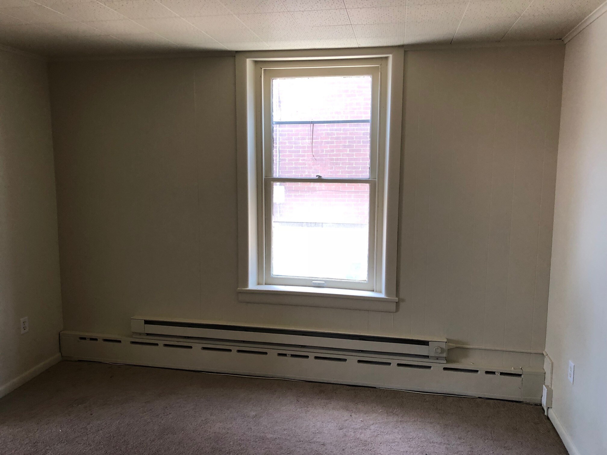 Building Photo - 212 State St