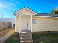 Building Photo - 2308 NW 12th St