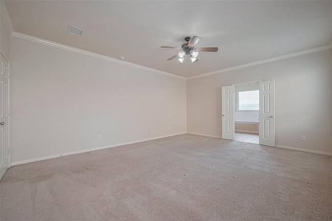 Building Photo - 21627 Cozy Hollow Ln