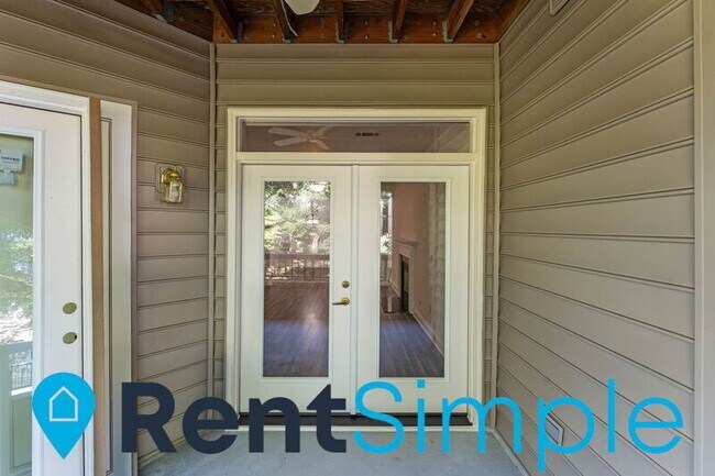 Building Photo - 13890 Chelmsford Dr