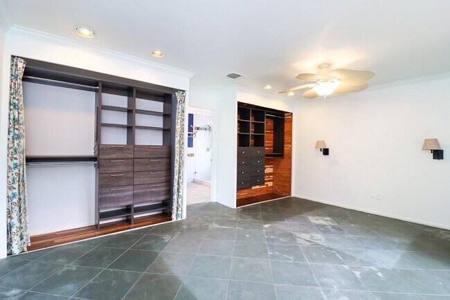 Building Photo - 14202 Ella Lee Ln