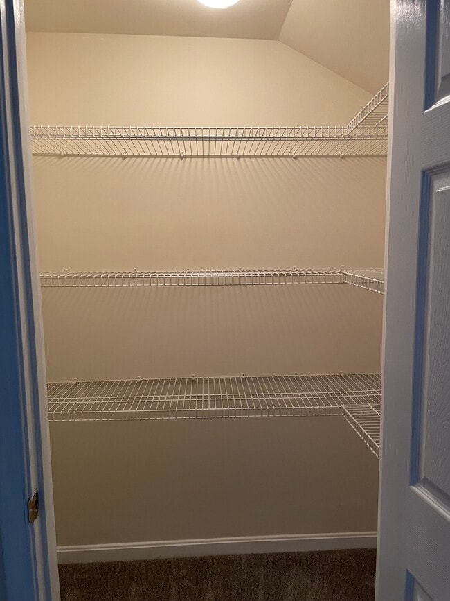 Large walk in closet - 9101 Gracious End Ct