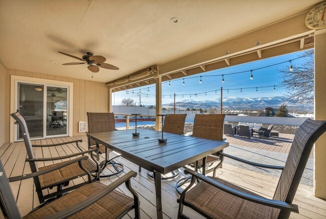 Building Photo - FULLY FURNISHED MOUNTAIN VIEW RETREAT with HOT TUB, RV PARKING & NO HOA