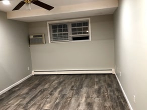 Building Photo - 367 Hildreth St