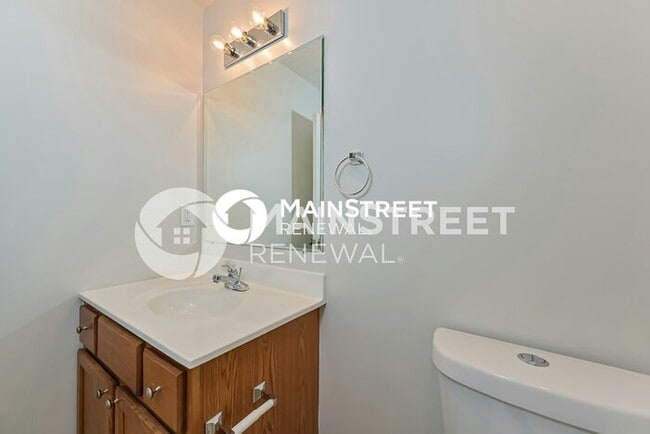 Building Photo - 4 Bedroom Pet-Friendly Home in POWELL, TN with Main Street Renewal