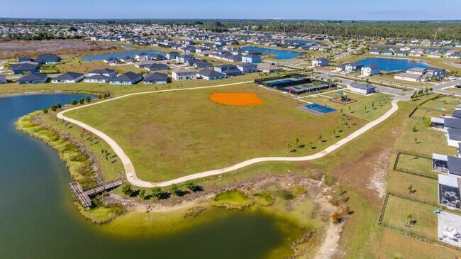 Building Photo - 17121 Parma Ct