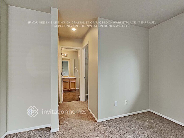 Building Photo - 7020 142nd Pl SE