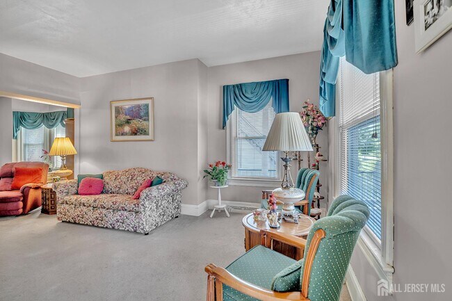 Building Photo - 314-316-316 Park Pl