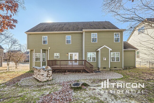 Building Photo - 3821 Litchfield Dr