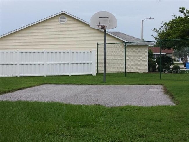 Building Photo - 4107 41st St W