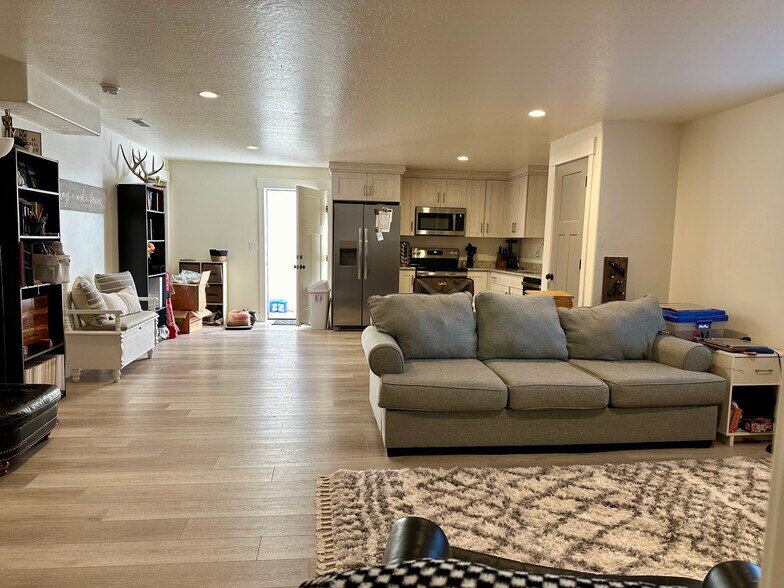 Building Photo - 4349 Half Mile Rd