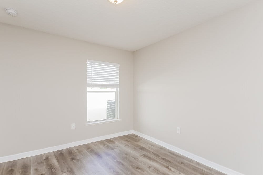 Building Photo - 265 Cranbrook Dr