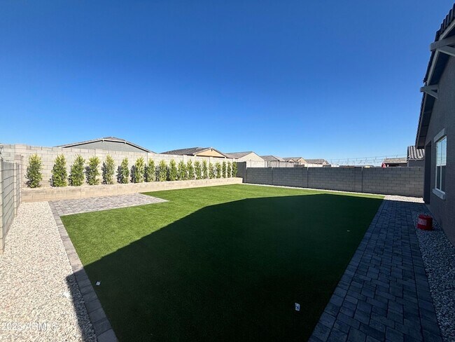 Building Photo - 4820 N 177th Dr