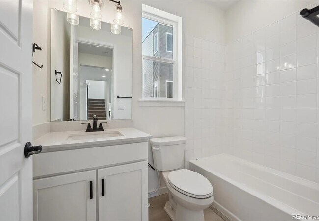 Building Photo - 1243 Rhett Dr