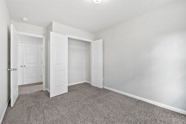 Building Photo - 3316 Pennington Dr