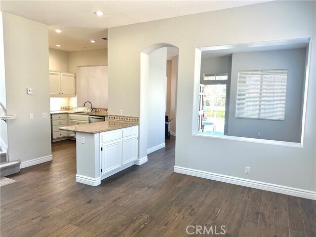 Building Photo - 23 Pso Acebo