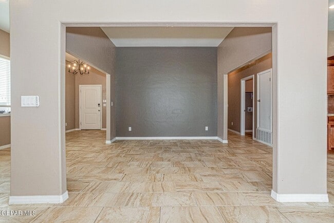 Building Photo - 2241 Tierra Delmonte Dr