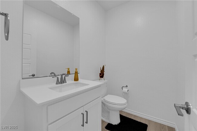 Building Photo - 195 Vander Rdg St