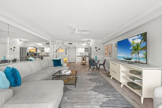 Building Photo - 3570 S Ocean Blvd