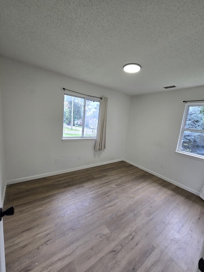 Building Photo - 10820 W 57th St