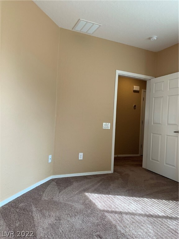 Building Photo - 6868 Sky Pointe Dr