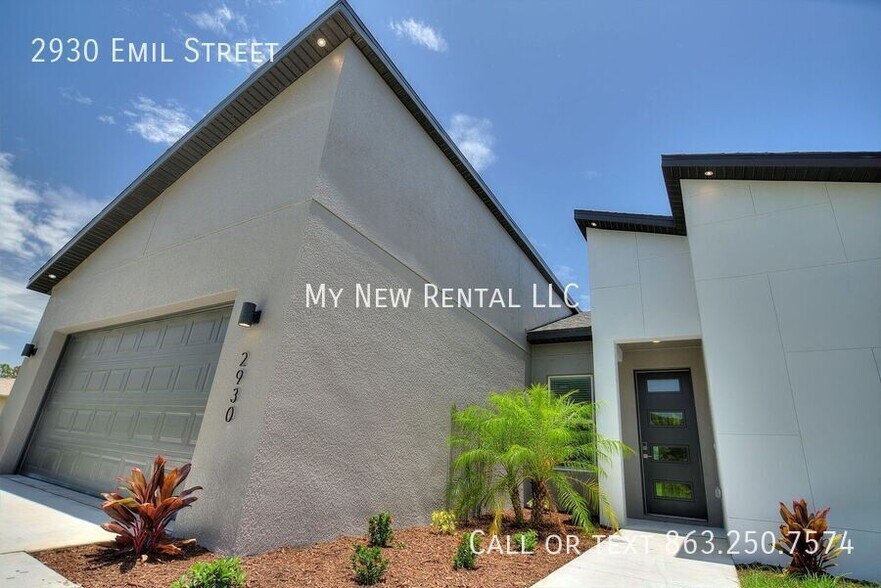 Building Photo - 2930 Emil St