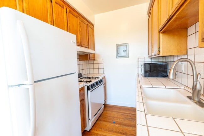 Building Photo - 3033 Franklin St