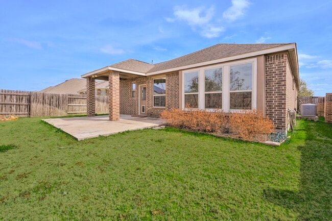 Building Photo - 6723 Barrington Crk Trce