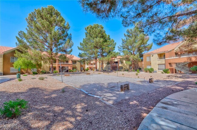 Building Photo - 2120 Ramrod Ave