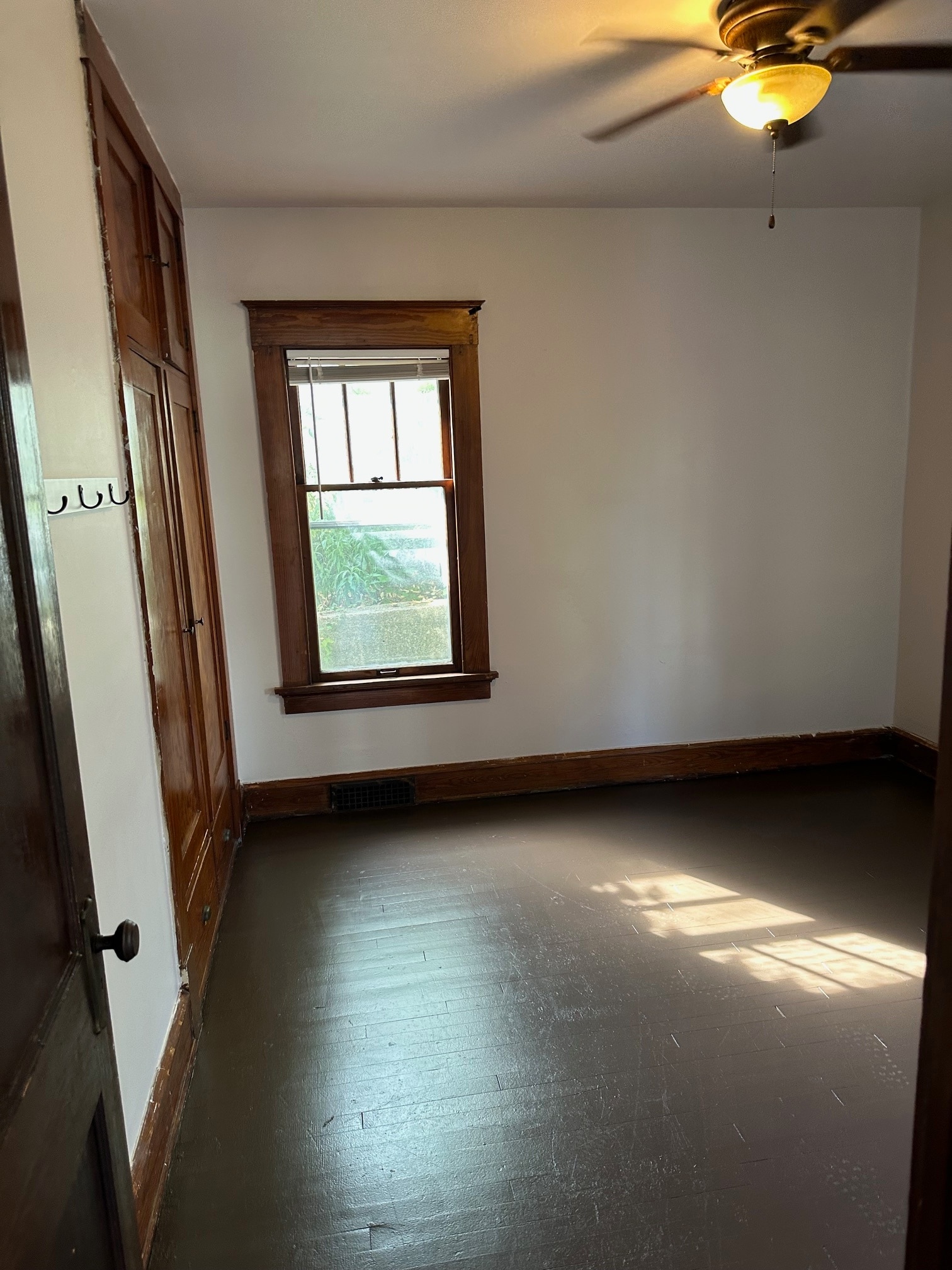 Building Photo - 507 Niagara Ave