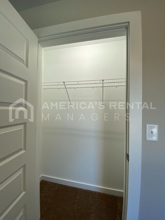 Building Photo - Home for Rent in Talladega, AL! View with 48 Hours Notice!