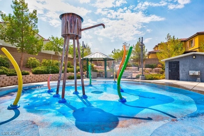 Building Photo - 9936 Wildhorse Cyn Ave