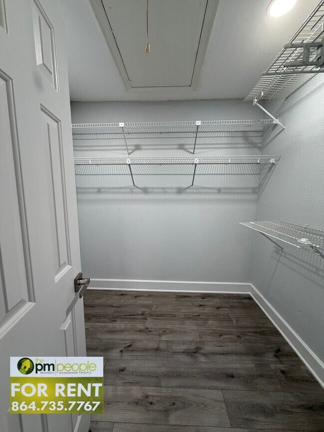 Building Photo - 134 Bennetts Bridge Rd