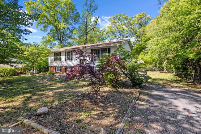 Building Photo - 328 Edgemere Dr