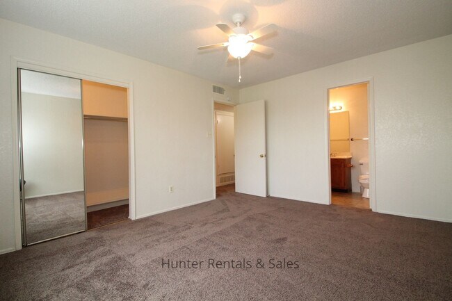 Building Photo - Two-Story Dream!