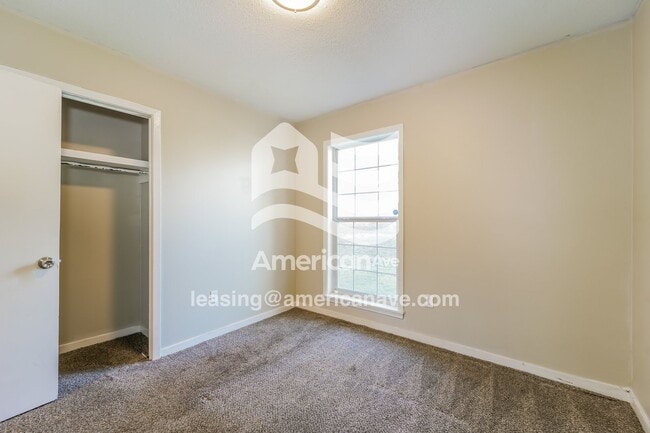 Building Photo - 2636 Revere St