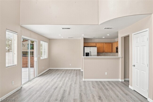 Building Photo - 1915 Sundown Canyon Dr