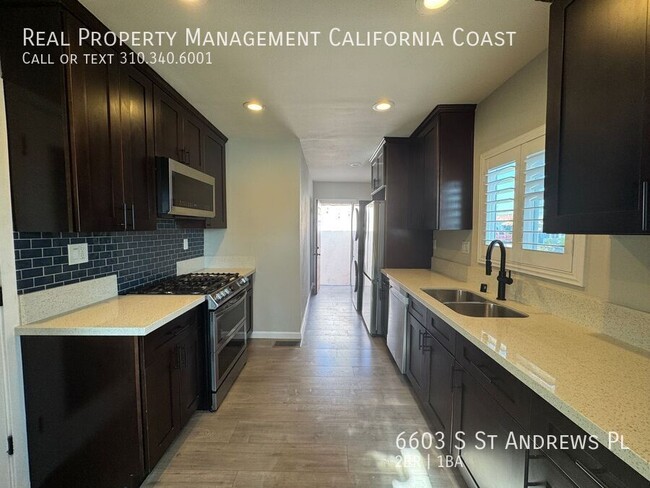 Building Photo - 6603 S St Andrews Pl