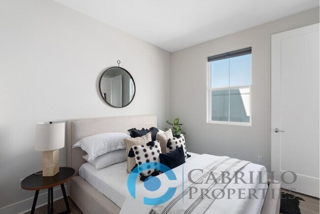 Building Photo - Brand New 1bd/1ba Home w/Private Yard, Central AC, & In Unit Laundry