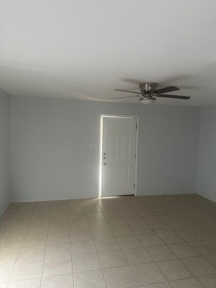 Building Photo - 5101 Pershing Ave