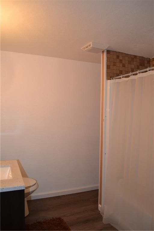 Building Photo - 44 Skyline Dr