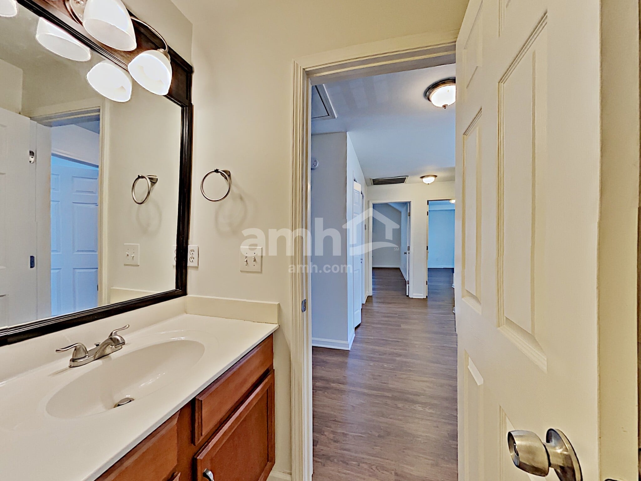 Building Photo - 141 Claybrook Ln