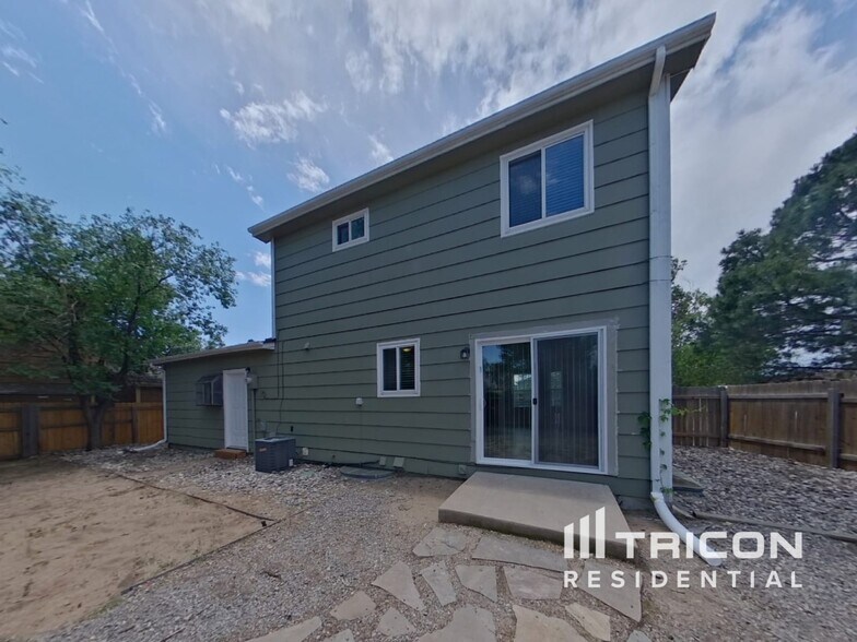 Building Photo - 4868 Irving Dr