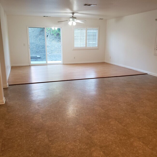 Building Photo - BEAUTIFUL ROSETTA CANYON 45014 Anabel Lane Lake Elsinore