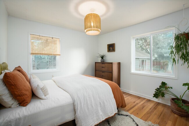 Main Floor - Bedroom - 6363 NE 31st Ave